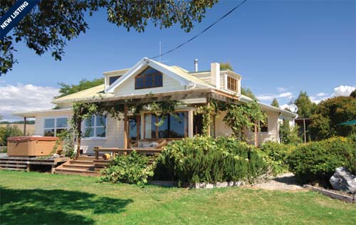 Moutere Hills Winery for sale